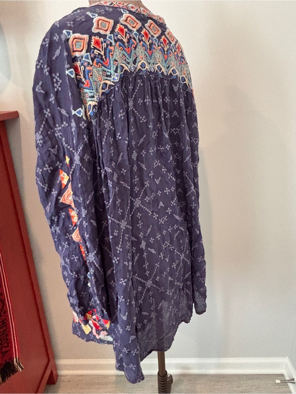 Johnny Was Navy Embroidered Floral Tunic 2X - Picture 3 of 6